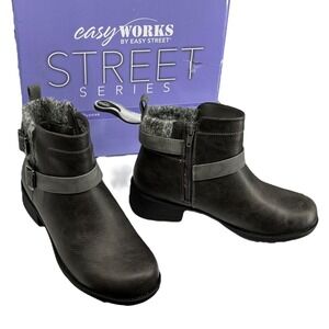 Easy‎ Works Easy Street Kourt Grey Slip Resistant Ankle Boots 7W Faux Fur Buckle
